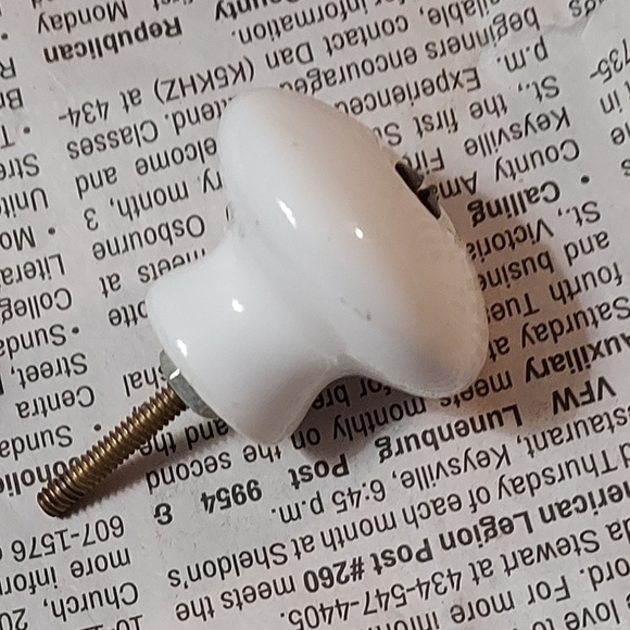 🟢Vintage White Drawer Knobs Bundle of 10 - Picture 5 of 7